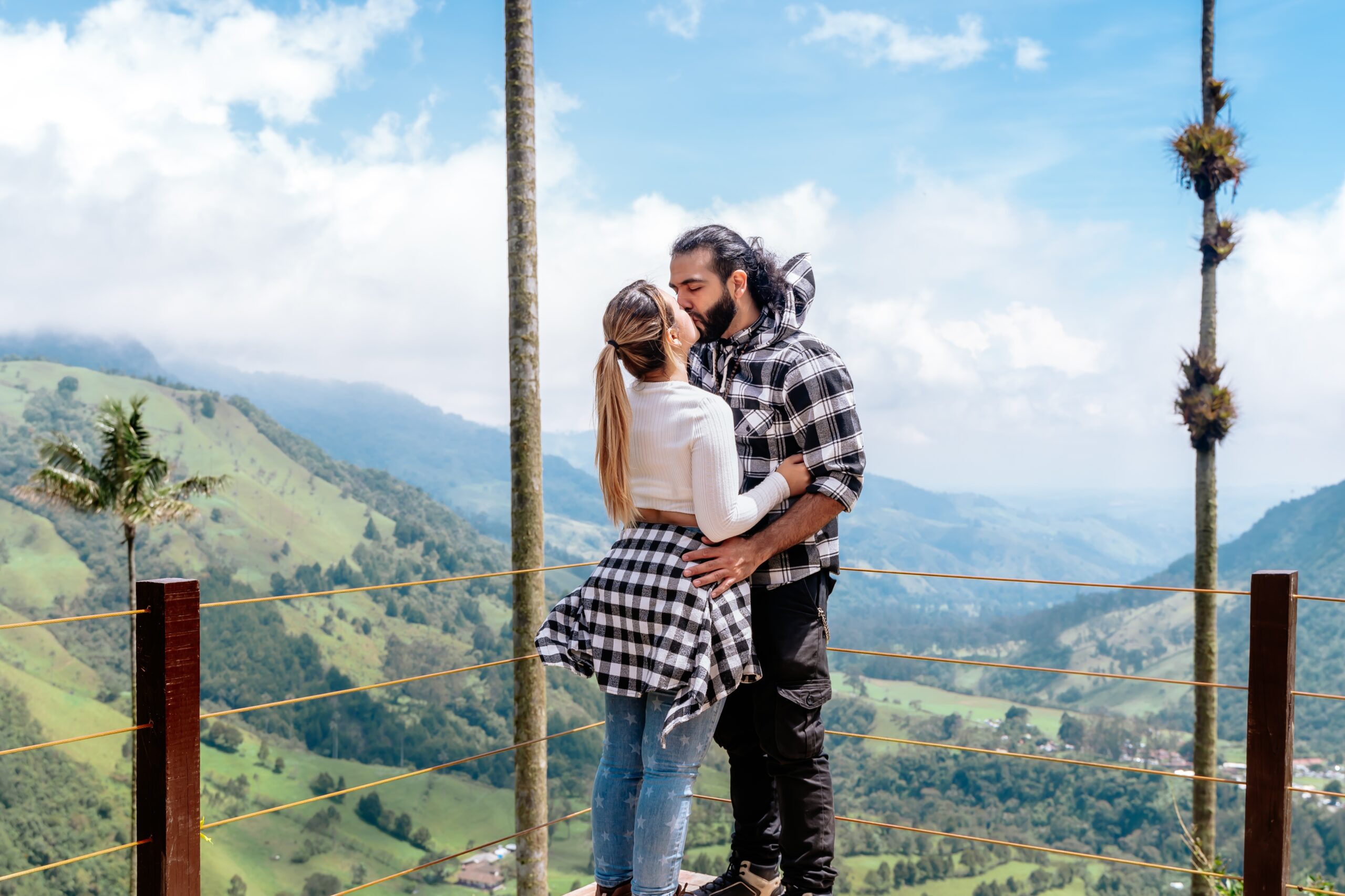 Traveling,Couple,Enjoying,Their,Vacation,In,A,Colombian,Village.,Valle